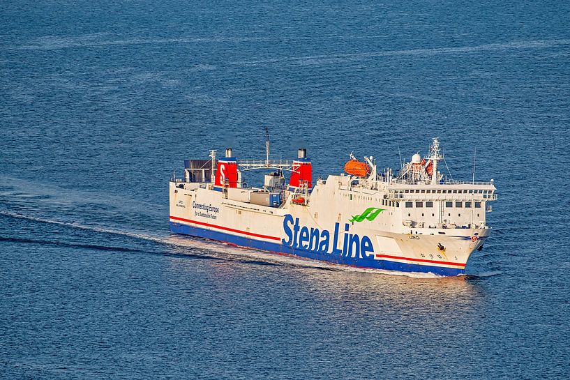 Containerschiff URD von Thomas Riess