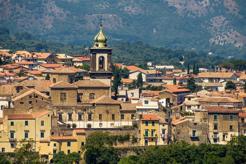 Mittelalterliches Dorf Sant'Agata de'Goti in Süditalien von Geert Smet