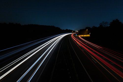 Light Trails at the A1: A Nocturnal Symphony of Light