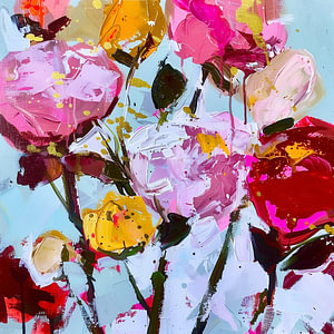 Frische Blumen auf leuchtender Leinwand