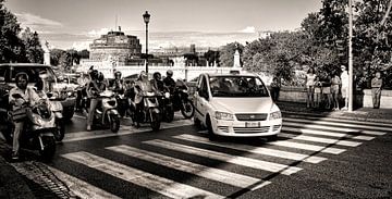 Traffic in Rome by Vincent van Kooten