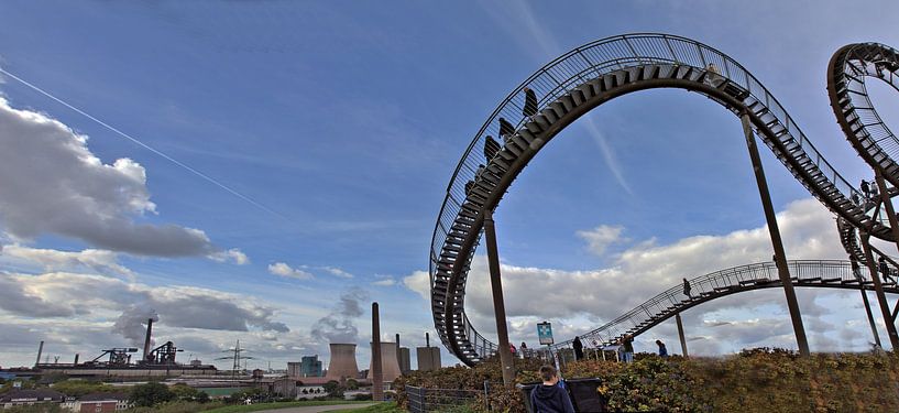 Les tours de refroidissement et le Tigre et la Tortue par Edgar Schermaul