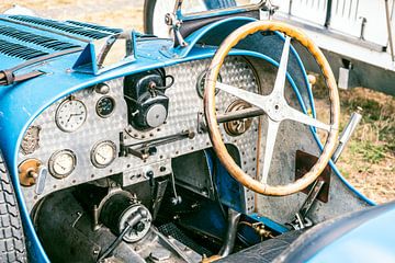 Bugatti Type 35 Grand Prix klassieke raceauto dashboard