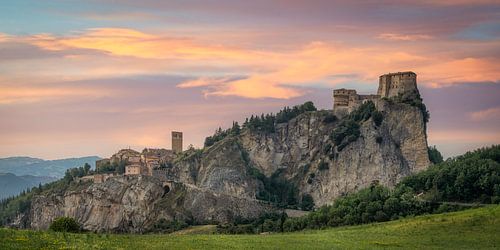 Die Festung und das Dorf San Leo, Region Emilia Romagna von Stefano Orazzini