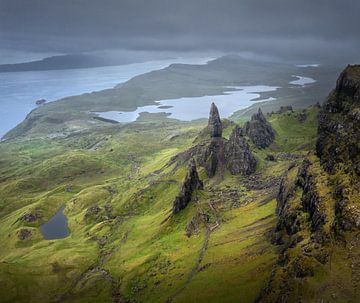 The old man of storr van Niels Tichelaar