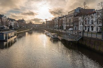 Stadtbild im Zentrum von Breda (Niederlande) von Ruud Morijn