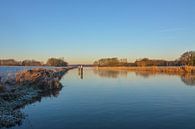 Wunderschöne Farben bei Sonnenaufgang über der Oude IJssel bei Laag Keppel von Patrick Verhoef Miniaturansicht