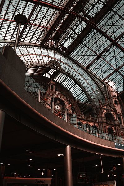 Antwerp by Hello Pompoyo