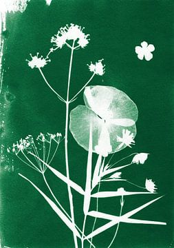 Dark green flowers by Lies Praet