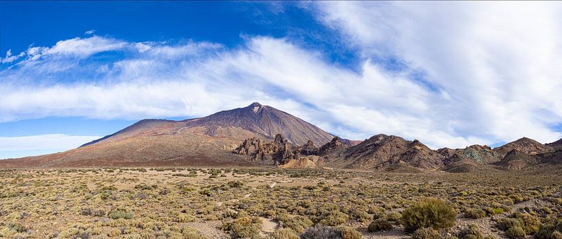 El Teide on Tenerife, Spain. Panoramic photo by Gert Hilbink