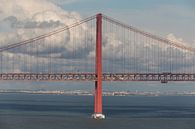 Ponte 25 de Abril in Lissabon von MS Fotografie | Marc van der Stelt Miniaturansicht