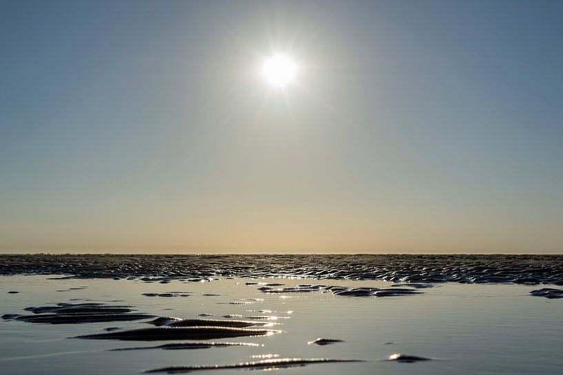 Noordwijk Beach by Jeanette van Starkenburg