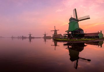 A misty sunrise by the Zaanse Schans (cropped version) van Costas Ganasos