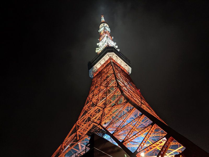 Tokyo Tower by Hello Pompoyo