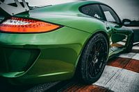 Tough green Porsche for the racing enthusiast