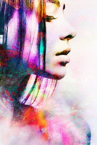 Portret van een vrouw in Abstract Waterverf Oranje Roze