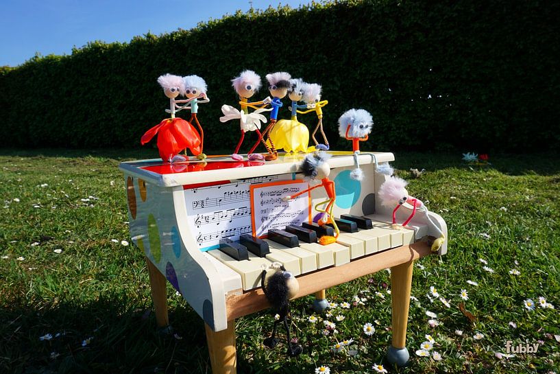 Fubby's on piano making music and dancing. by Sailographic Paula