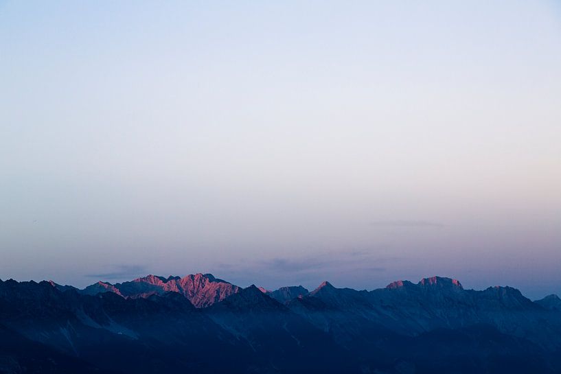 Lever de soleil dans les Alpes autrichiennes. Lumière calme par Hidde Hageman