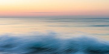 PHOTOGRAPHY Wave by the sea - blurred - Mediterranean - ICM by Werner Dieterich