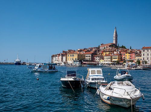 Haven van Rovinj aan de Adriatische Zee in Kroatië