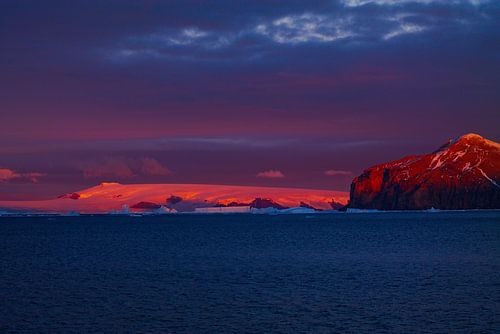 Sunset near Brown Bluff