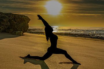 Yoga am Strand von Guenter Purin