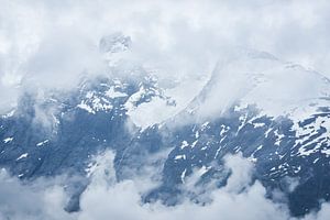 Sommets du Dronninga et Kongen dans les nuages