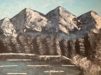 Bergsee im Morgenlicht