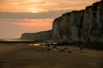 Chalk cliffs of Brittany by Jan de Jong