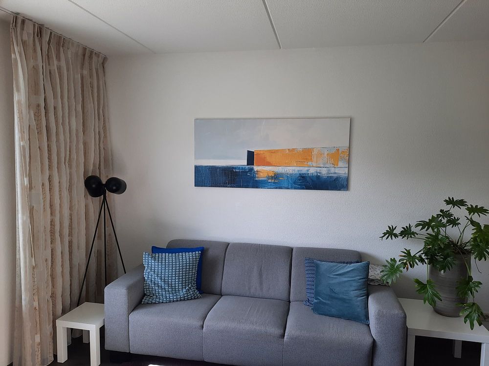 Texturierte Tiefe von Blau  von Moderne Kollektion 
