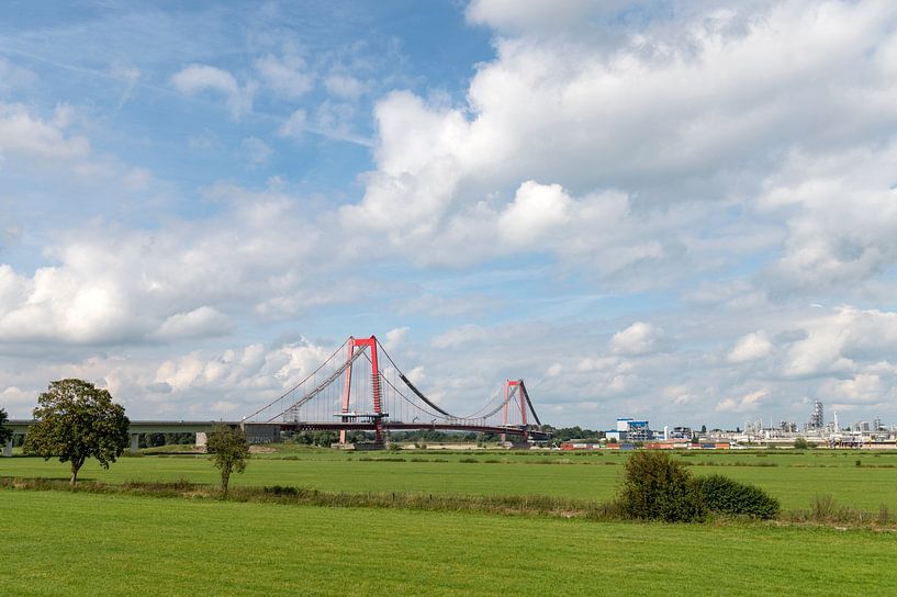 Emmericher Rheinbrücke von Richard Wareham