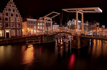 Haarlem bei Nacht HDR Catharijne Brücke von Wouter Sikkema