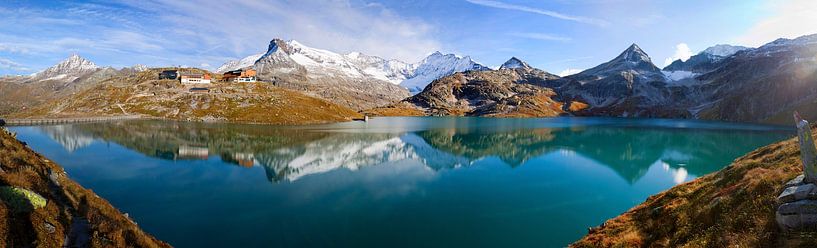 De Hohe Tauern worden weerspiegeld in de Weißsee van Christa Kramer
