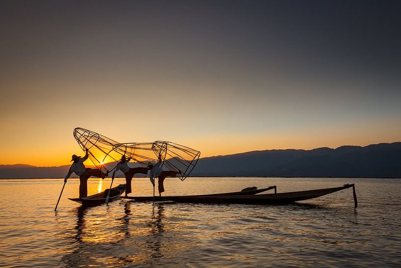 Die Fischer vom Inle See in Myanmar von Roland Brack