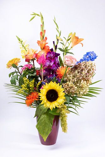 Kleurrijk boeket bloemen (lichte achtergrond)