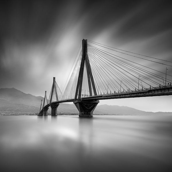 Eine weitere Brücke zu überqueren von George Digalakis