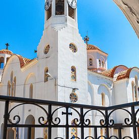 Weiße Kirche in Griechenland von Mark Bolijn