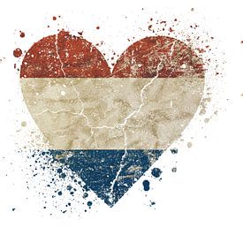 Heart shaped grunge vintage flag of Netherlands van Anton Eine