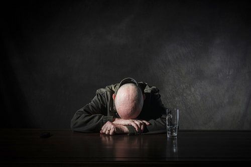 Leere von May van den Heuvel