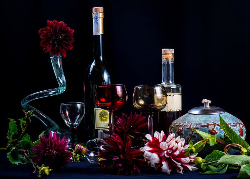 Nature morte avec dahlias par Hanneke Luit