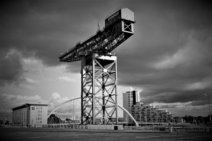 Clydeport Glasgow by Hannelore