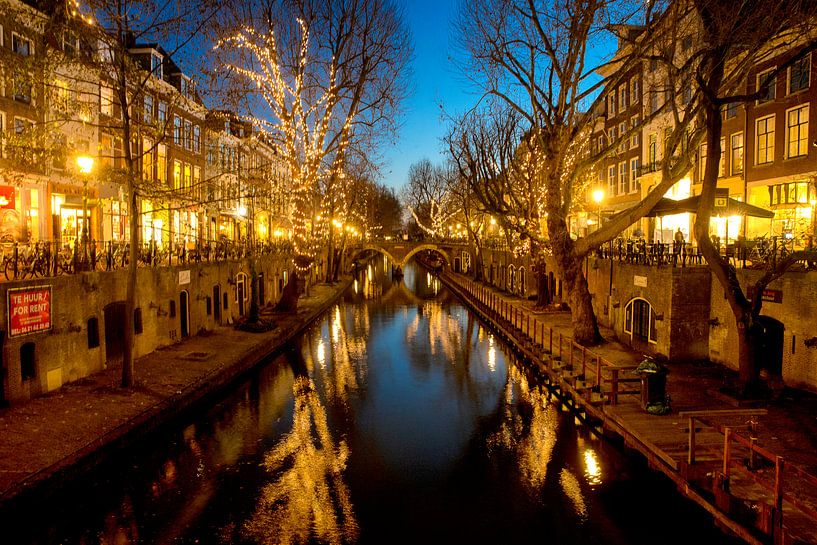 Le vieux canal d'Utrecht aux lumières de Noël par Paul Piebinga
