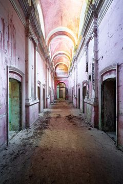 Couloir abandonné dans Decay. sur Roman Robroek