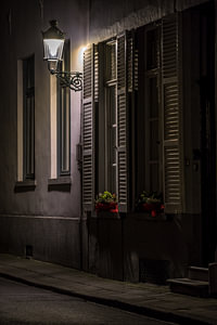 Brügge bei Nacht .