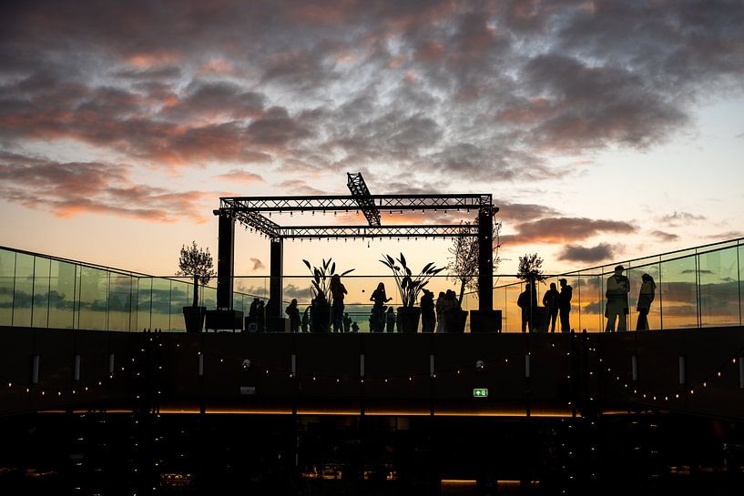 Zonsondergang Forum, Groningen van Niels van den Berg