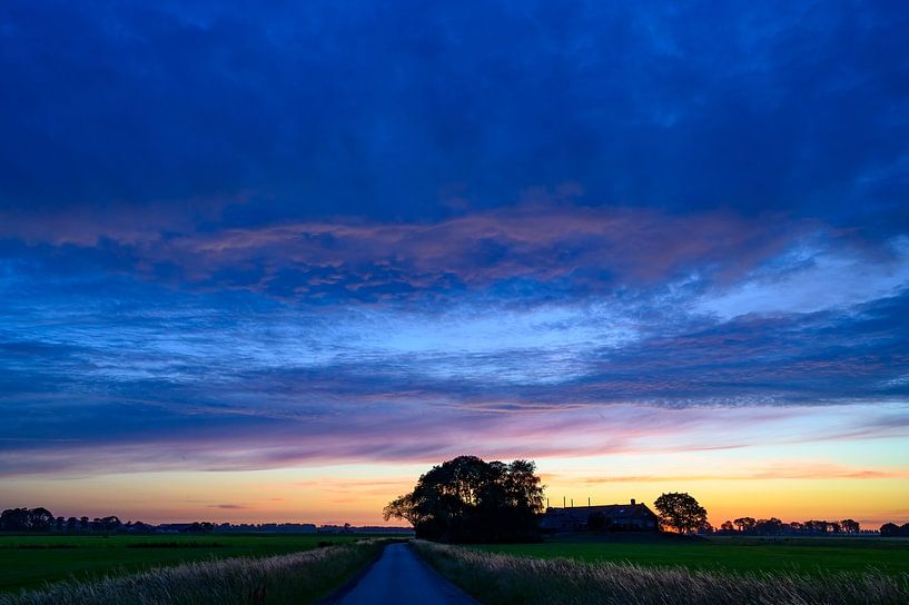 Sunset over a rural area during a springtime evening by Sjoerd van der Wal Photography