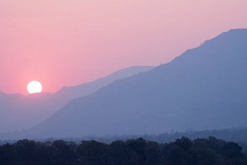 Sonnenaufgang in Simbabwe von Francis Dost
