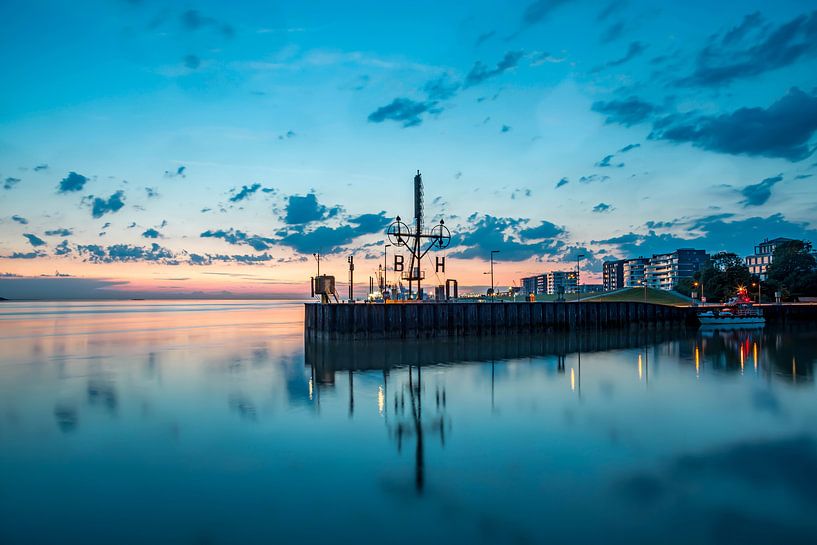 Ciel du soir au-dessus de Bremerhaven par Sabine Wagner