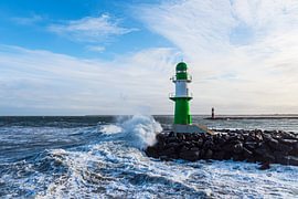 Molen und Molentürme an der Ostseeküste in Warnemünde