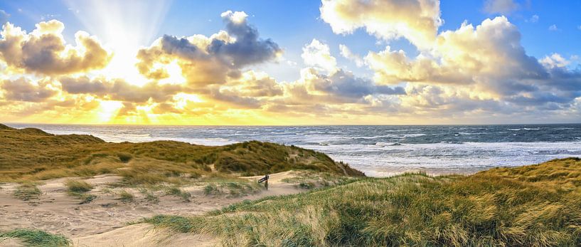 Panorama foto zonsondergang op strand van Texel / Panoramic photo sunset Texel beach von Justin Sinner Pictures ( Fotograaf op Texel)